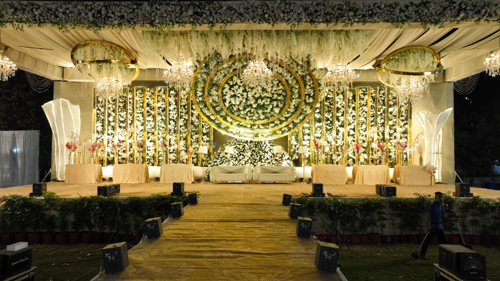 Royal floral Nikah sanctuary with ambient candles